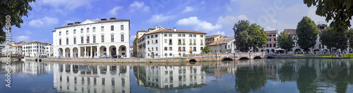 Treviso ed il Sile, panorama cittadino © Alberto_Patron