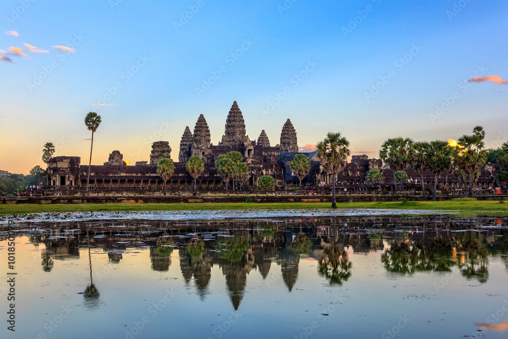 Fototapeta premium Angkor Wat Temple , Siem Reap , Cambodia