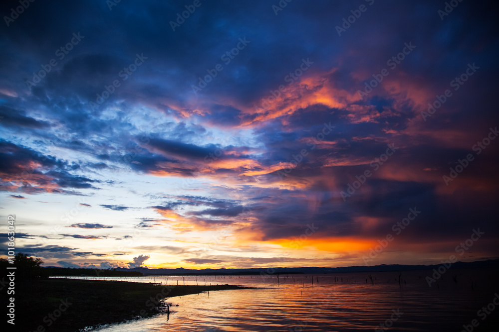 Obraz premium Lake Kariba Sunrise