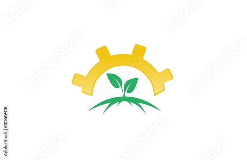 engginering green world logo