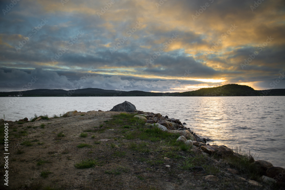 Inari Lake sunrise