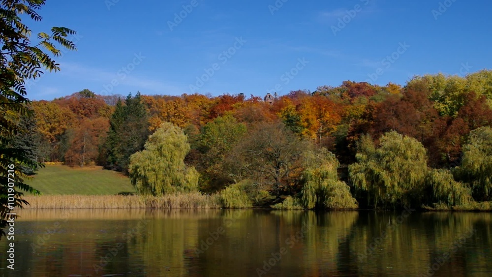 Spremberg Schwanenteich im Herbst vid 01 Spremberg Schwanenteich im Herbst vid 01