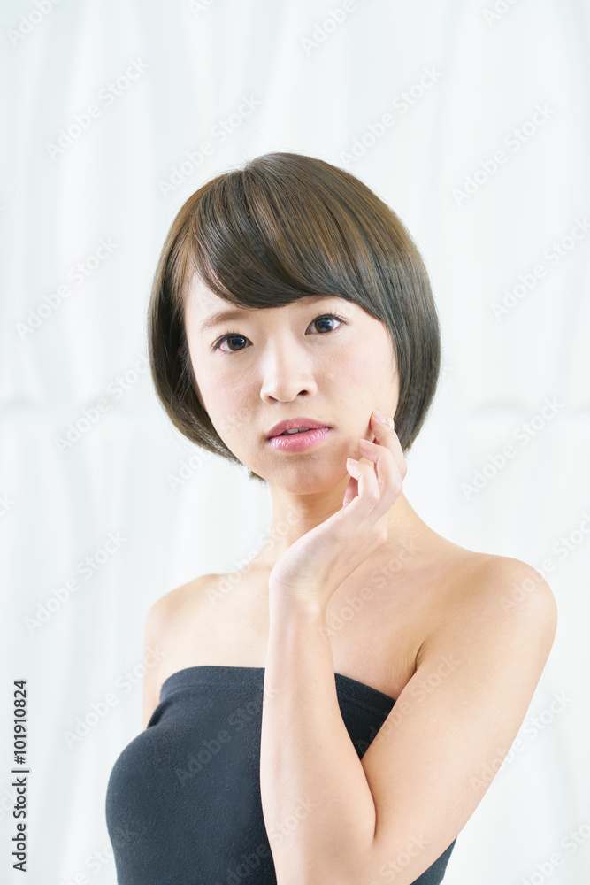 肌の綺麗な女性 肌の綺麗な女性