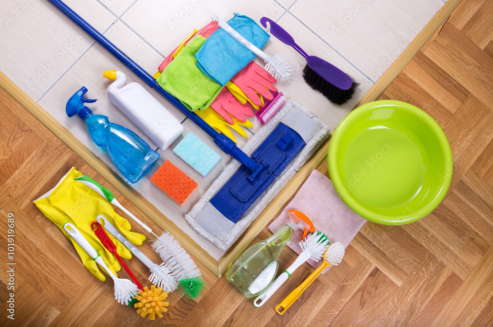 Fotografie Cleaning supplies on the floor