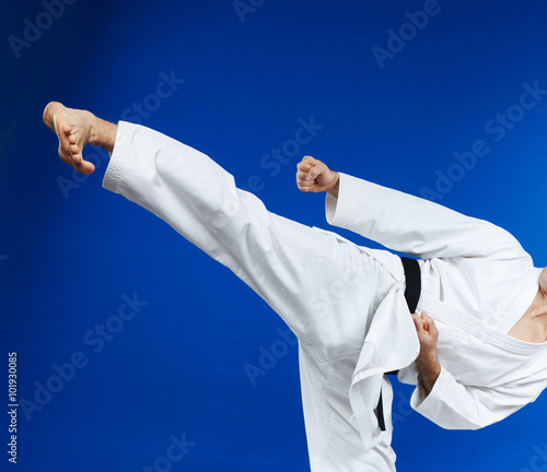 With black belt the athlete are beating kicking