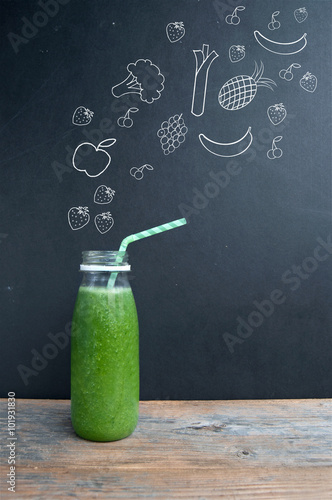 Green smoothie diet concept