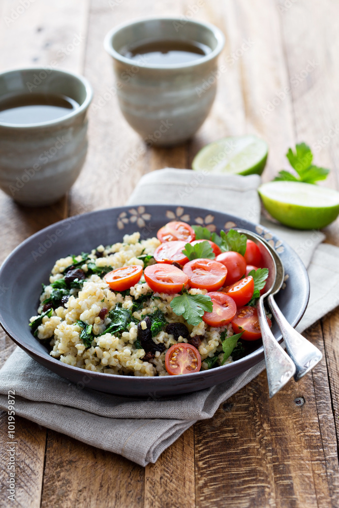 Warm bulgur salad with kale Warm bulgur salad with kale