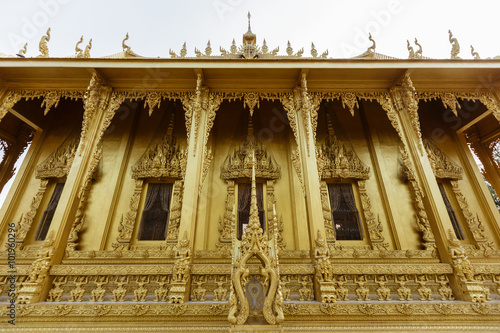 Golden Temple, Church of the Golden Temple, Golden temple in Tha