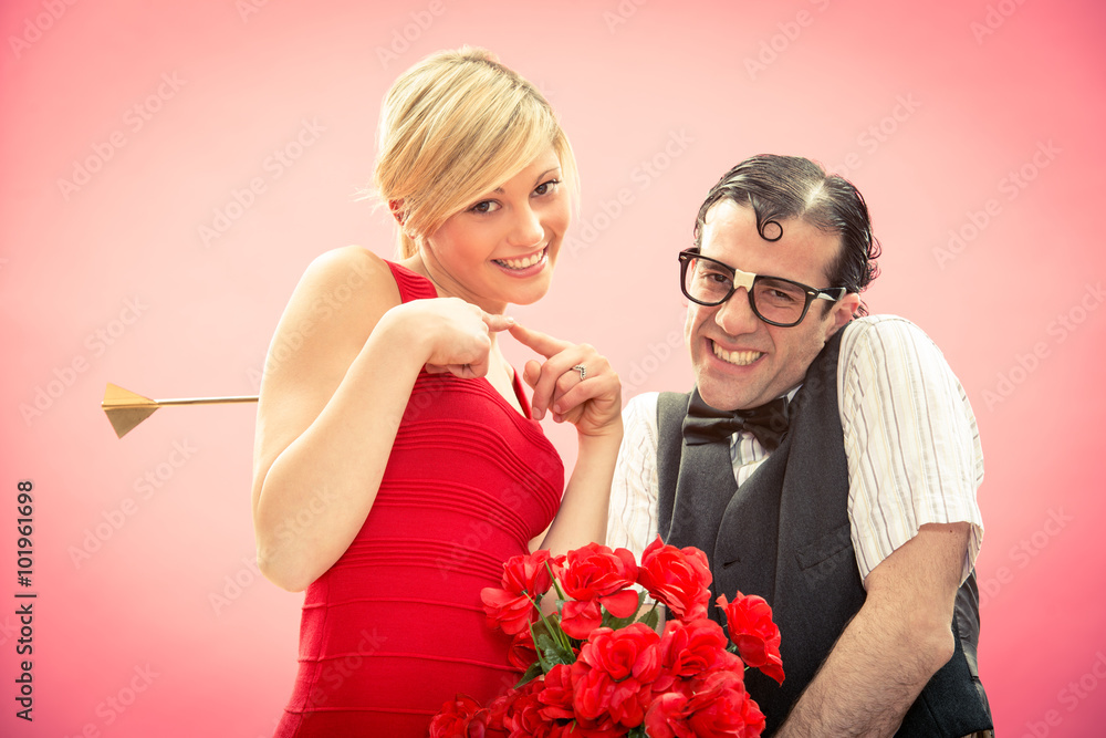 Φωτογραφία Nerd man boyfriend get woman he love by cupid arrow and gift her red rose flower