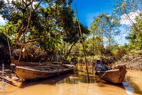 HO CHI MINH, VIETNAM - JAN 15, 2016: Life of the Vietnamese peop photo