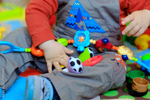 toys