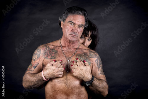 Tableau sur toile Woman Embracing Man