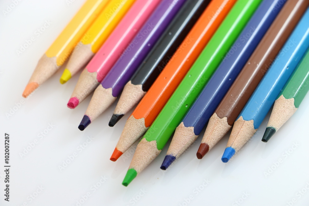 Color pencil