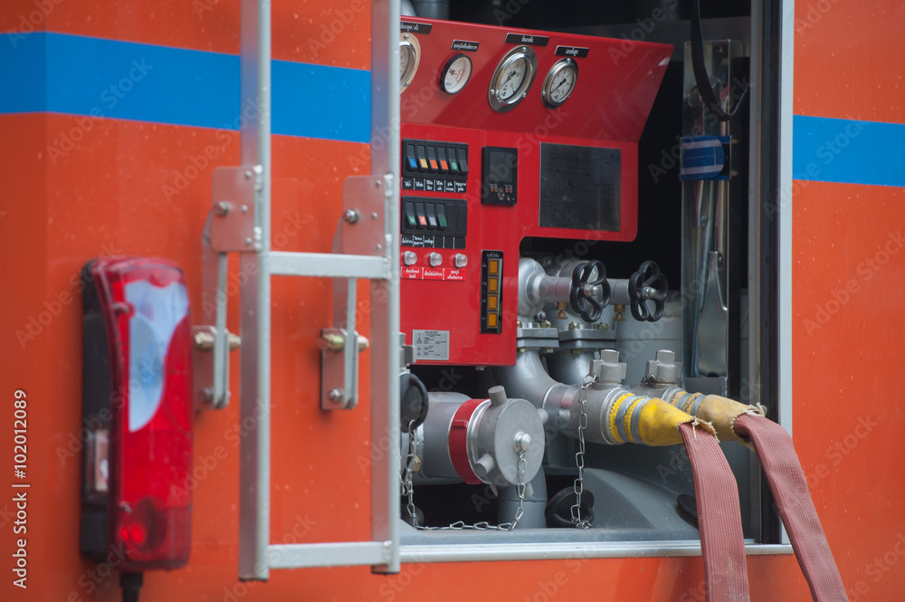 Obraz premium Details of rescue and firefighting truck equipment