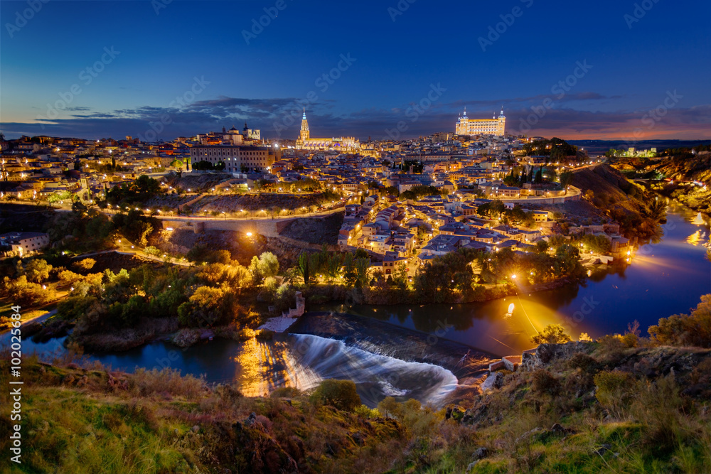 Great panoramic of historic city of Toledo at night, Spain. 
