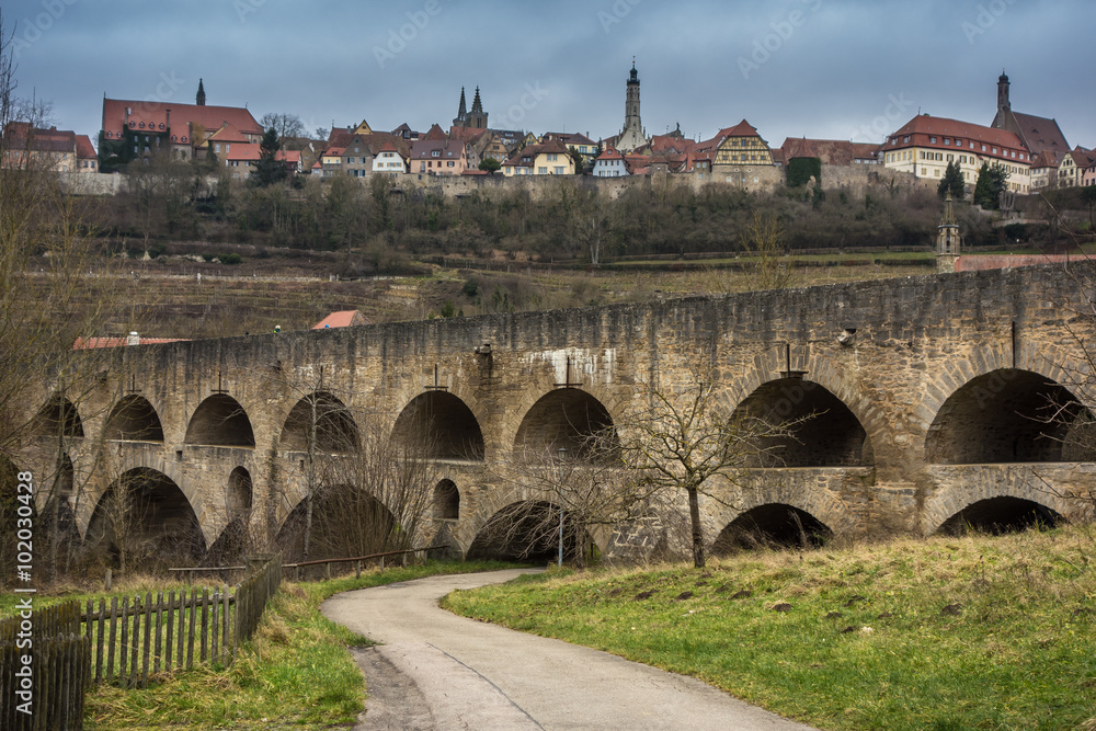 Doppelbrücke vor den Toren von Rothenburg ob der Tauber