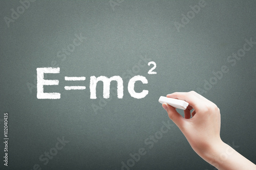 Plakat w ramie Physics science formula equation blackboard E=mc²