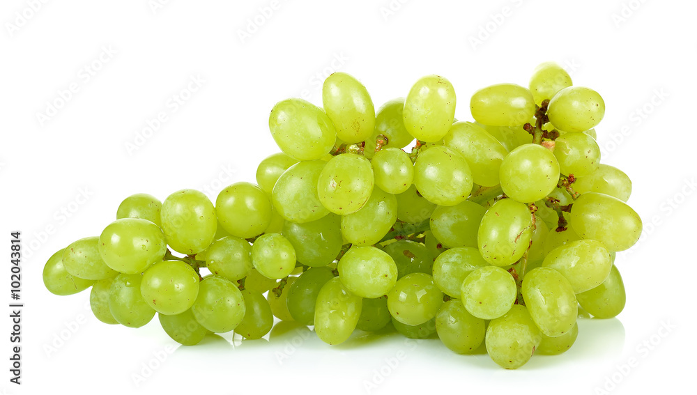 grape isolated on a white background grape isolated on a white background