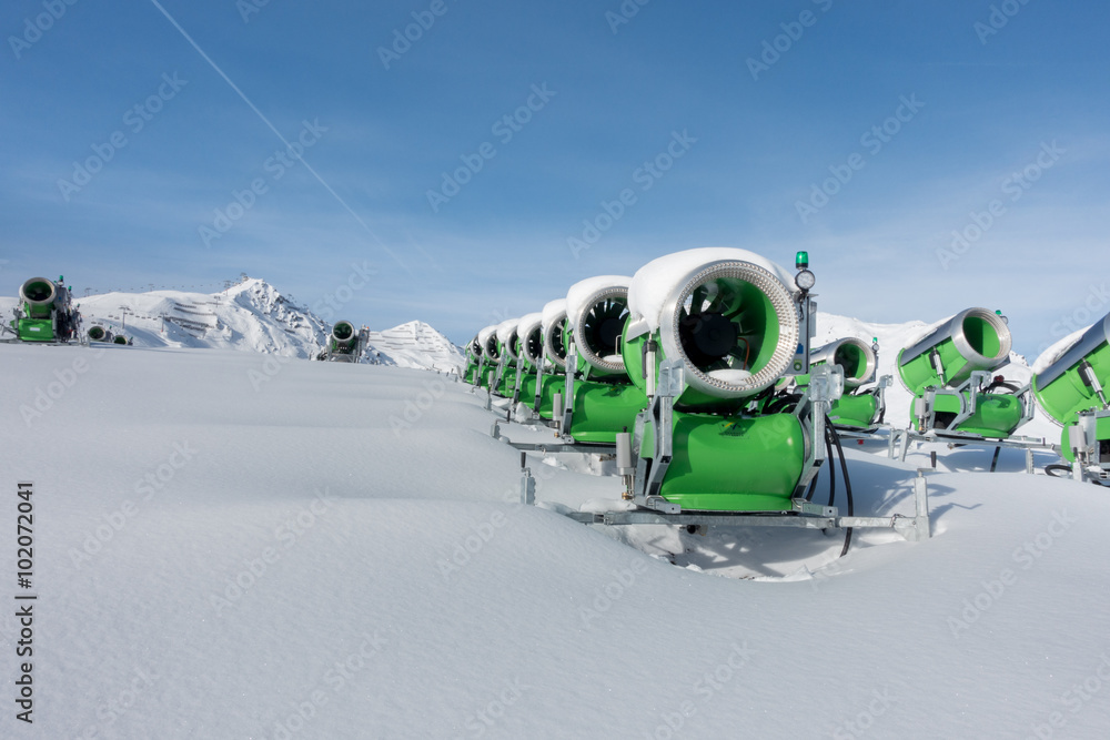 Obraz premium Schneekanonen