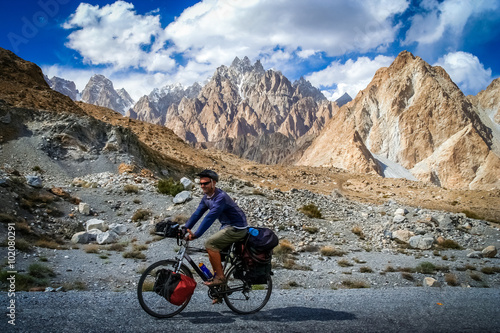 Cyclist on Karakorum Highway