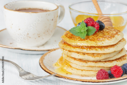Pancakes with honey and ber...