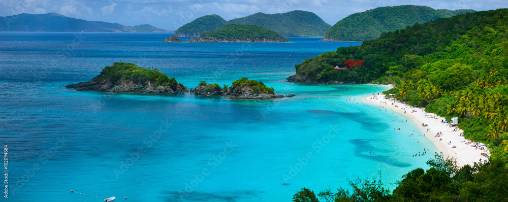 Fototapeta premium Trunk bay on St John island, US Virgin Islands
