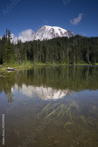 Mt. Rainier and Reflection Lake © Christopher Boswell