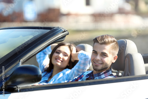 Couple in the car outside © Africa Studio