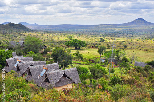 Wallpaper Mural Savanna lodge Torontodigital.ca