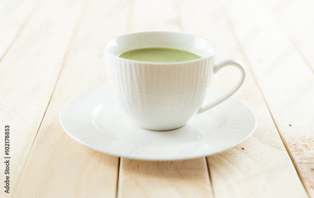 Obraz premium hot matcha latte