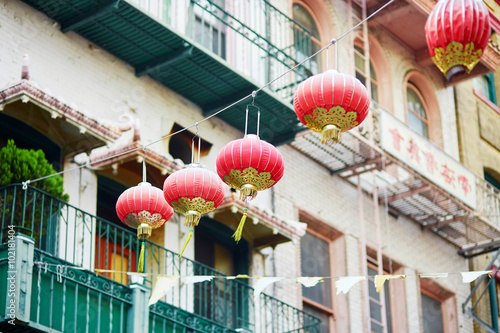 Photos Beautiful red Chinese lanterns in Chinatown of San Francisco