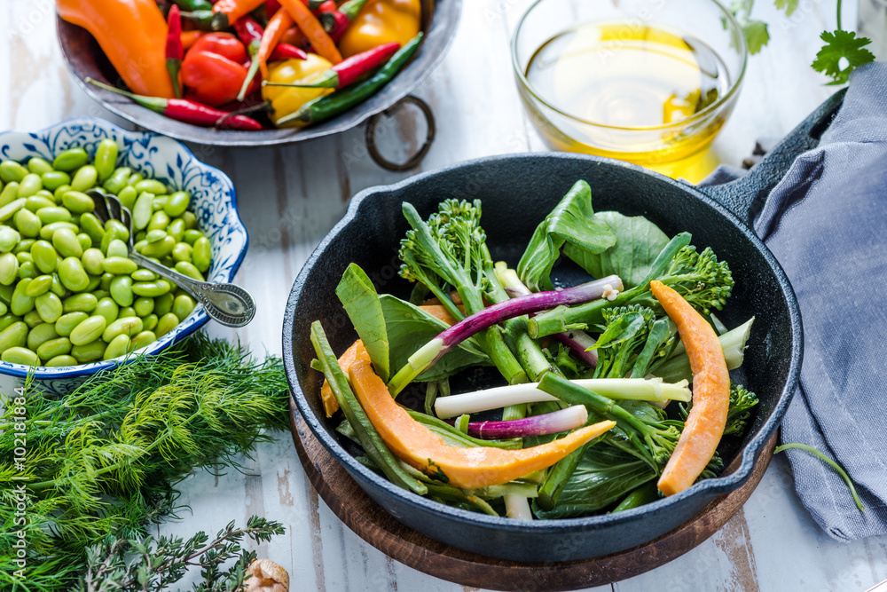 Fotografie Stir fry vegetables from above