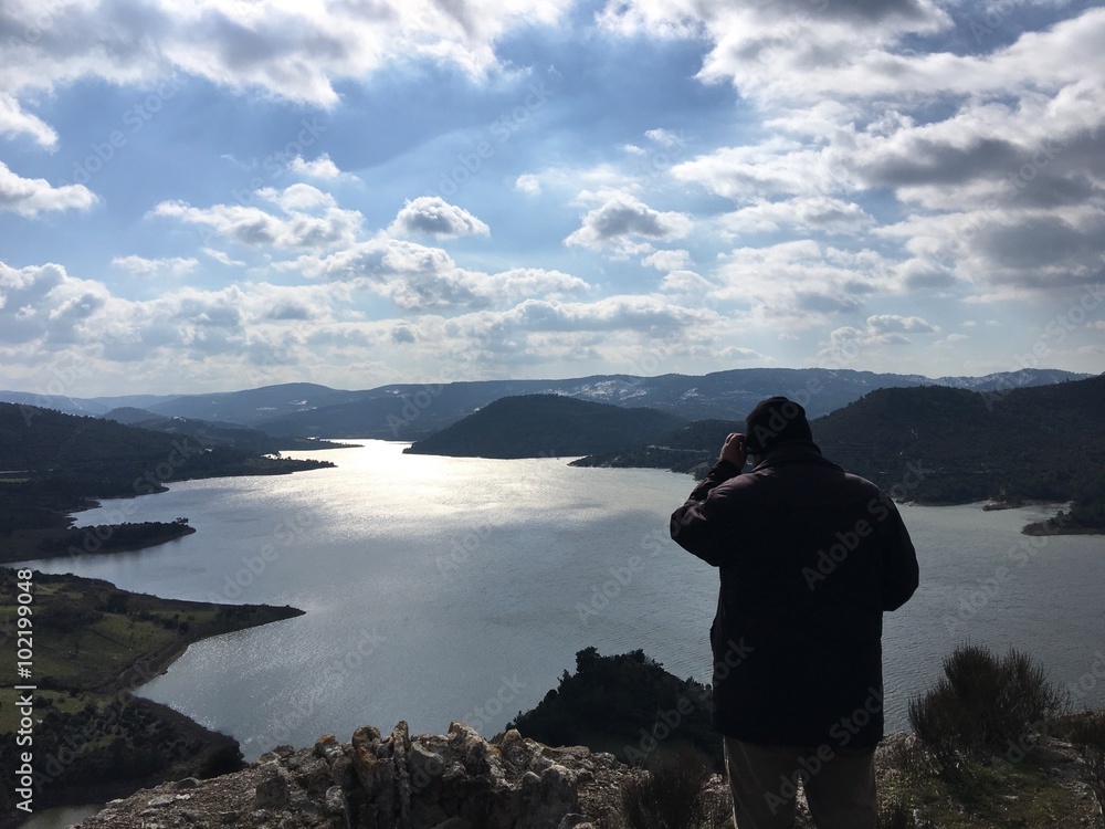 Zirvedeki adam Zirvedeki adam