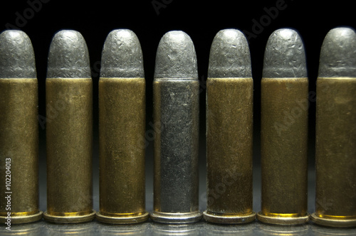 bullet magnum    bullets in dark