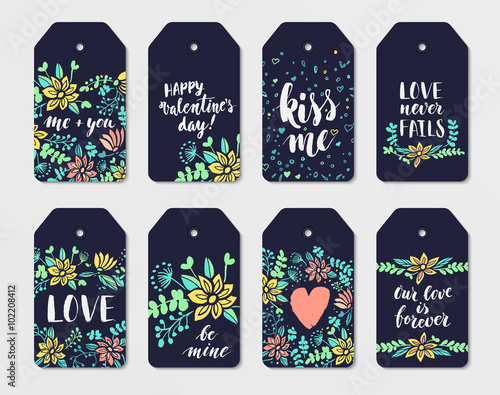 Heart shape label set