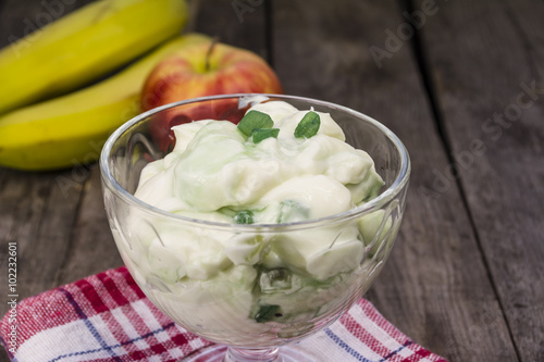 cottage cheese with kiwi