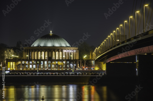 Düsseldorf, Abend, Tonhalle, Rheinbrücke