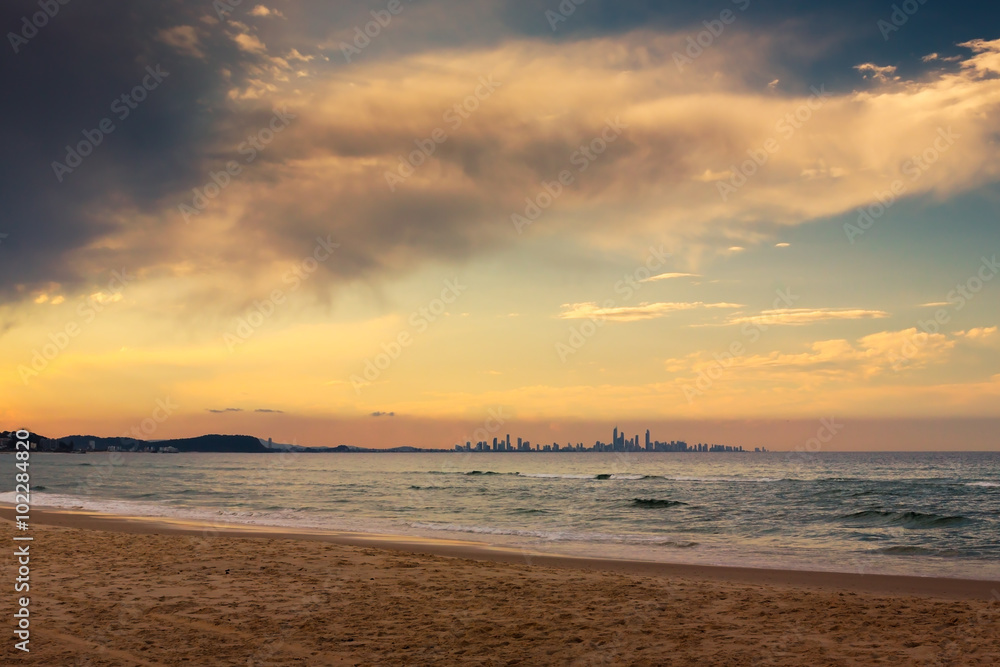 Obraz premium Gold Coast City In The Horizon