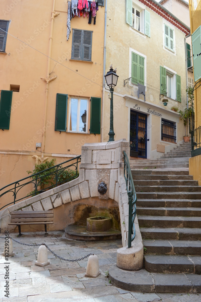 Place de la vieille ville de Villefranche-sur-mer