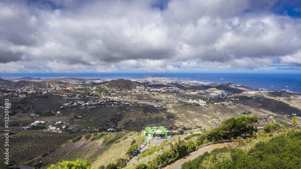 Gran Canaria und seine Hauptstadt Las Palmas an der Atlantikküste