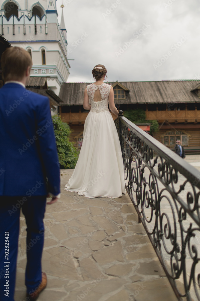 Wedding newlyweds walk