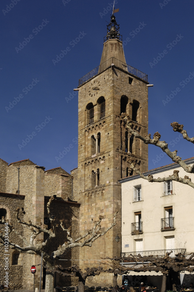 Saint Pierre Church, Prades, Languedoc Roussillon, Pyrenees Orie