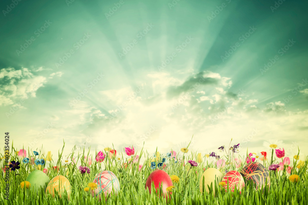 Fototapeta premium Easter Vintage Background with Eggs and Flowers