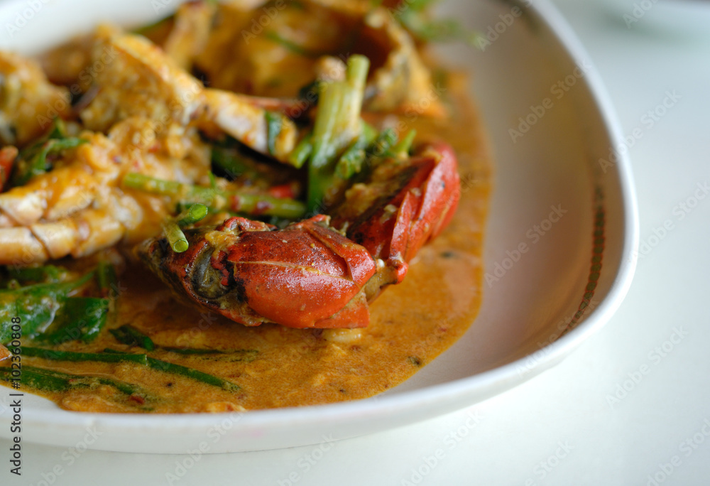 Stir-fried crab with curry powder