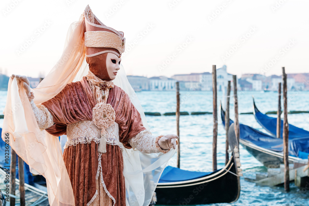 Carnival in Venice - mask with gondolas