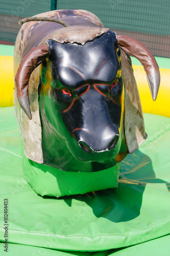 Shabby mechanical bull ride simulator