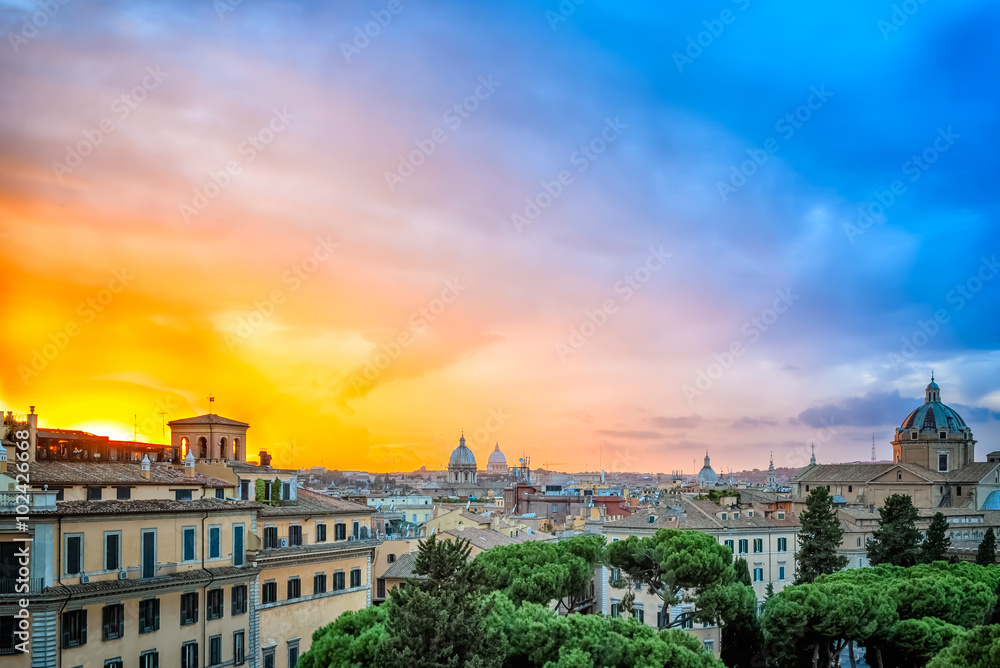Extraordinary sunset in Rome