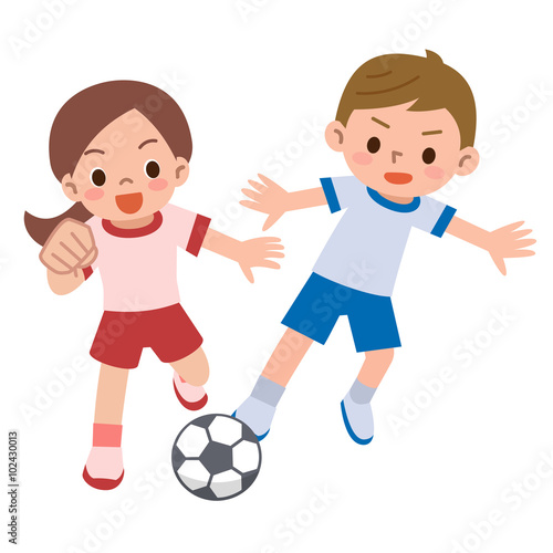 サッカーをする子供