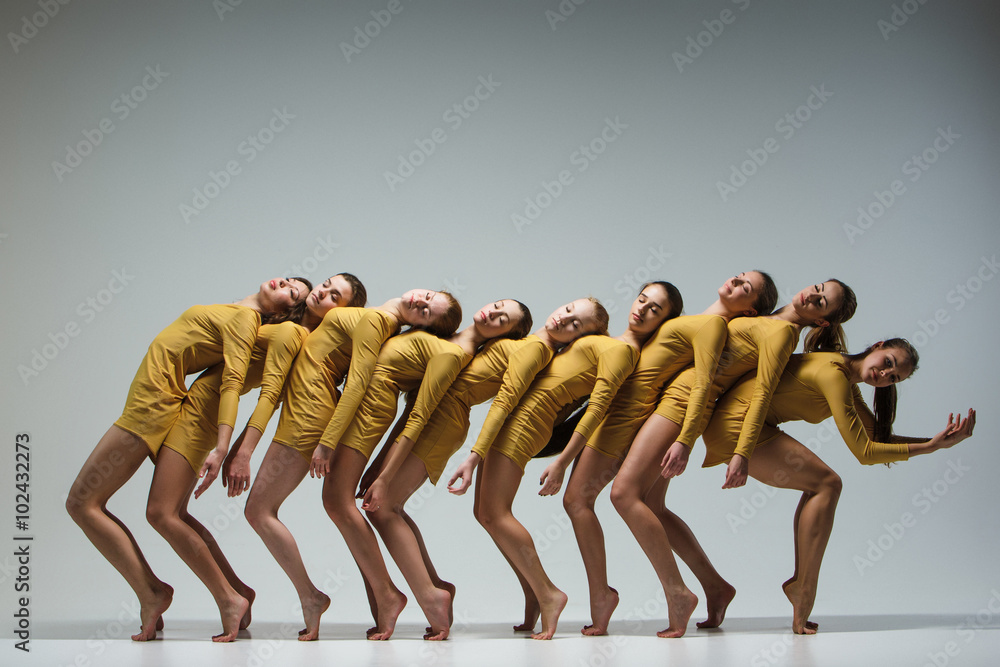 Fototapeta premium The group of modern ballet dancers