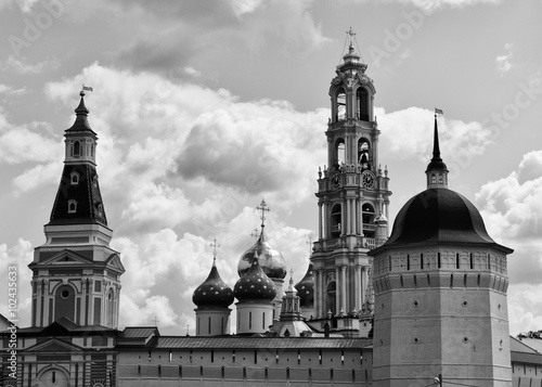 Троице-Сергиева лавра. Черно-белое фото. Сергиев Посад. photo